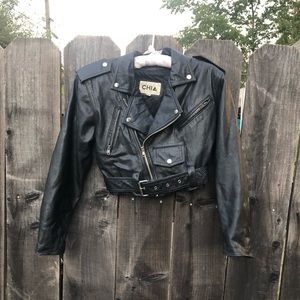 Chia, Black leather jacket